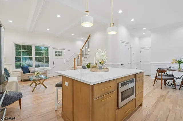 $1,150,000 | 7 Franklin Avenue, Livingston, NJ 07039