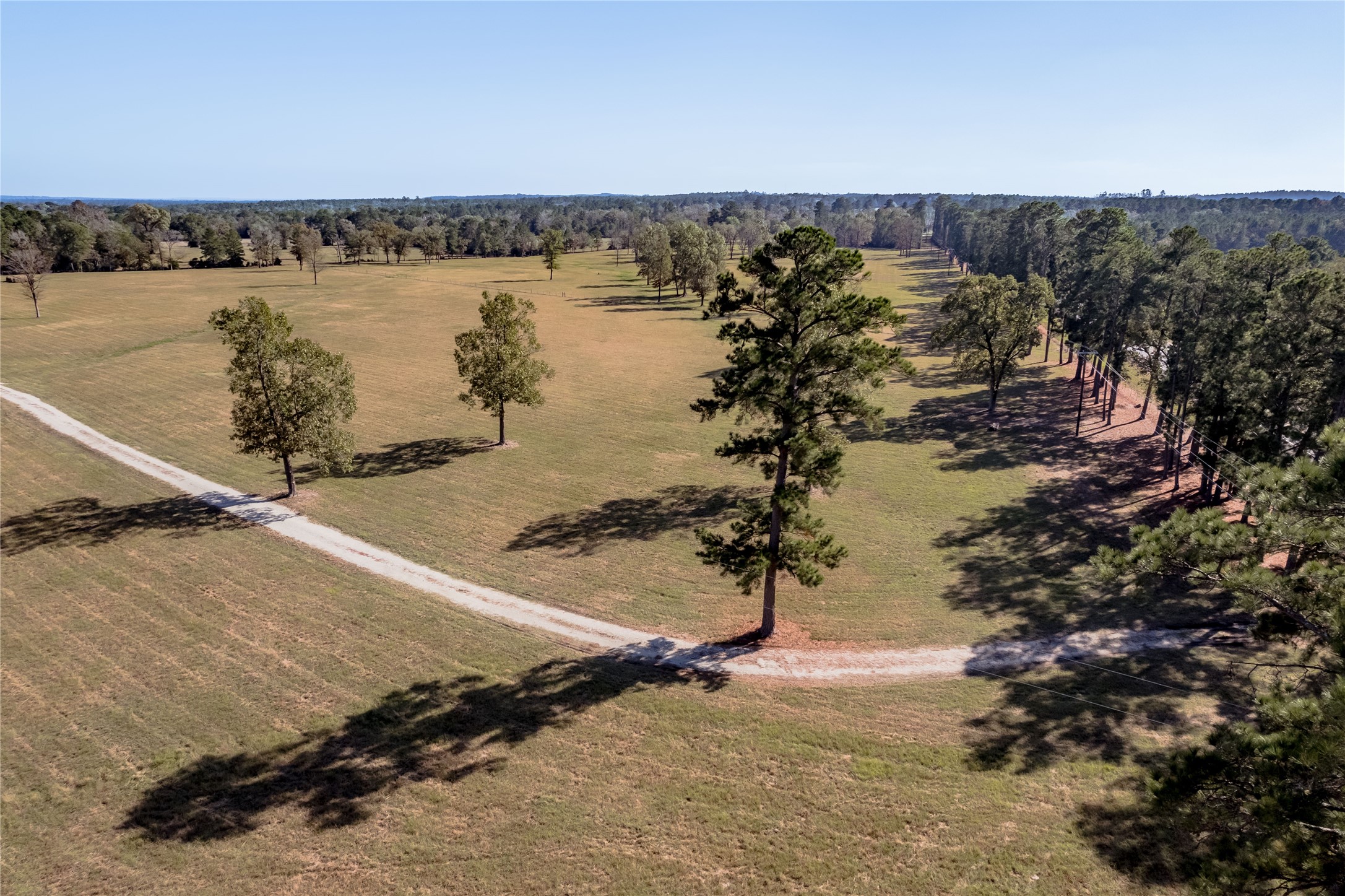 5316 Highway 19 Trinity, TX 75862 - Photo 7 of 34 a view of a lake