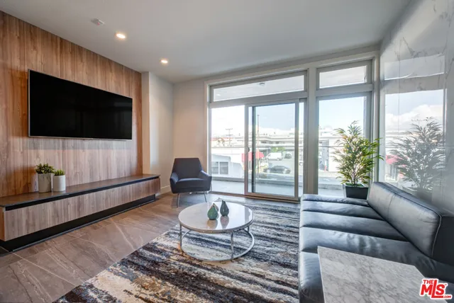 $3,995 | 515 West Broadway, Unit 326, Glendale, CA 91204