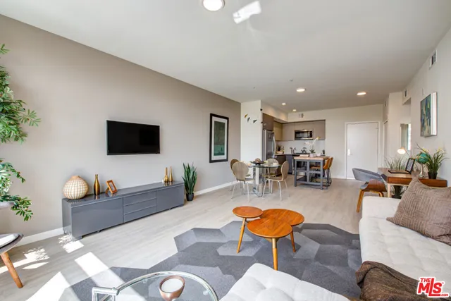 $3,995 | 515 West Broadway, Unit 326, Glendale, CA 91204