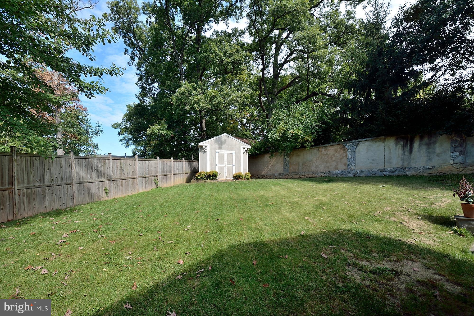 1946 Leonard Road Falls Church, VA 22043 - Photo 29 of 30 Exterior (Rear)