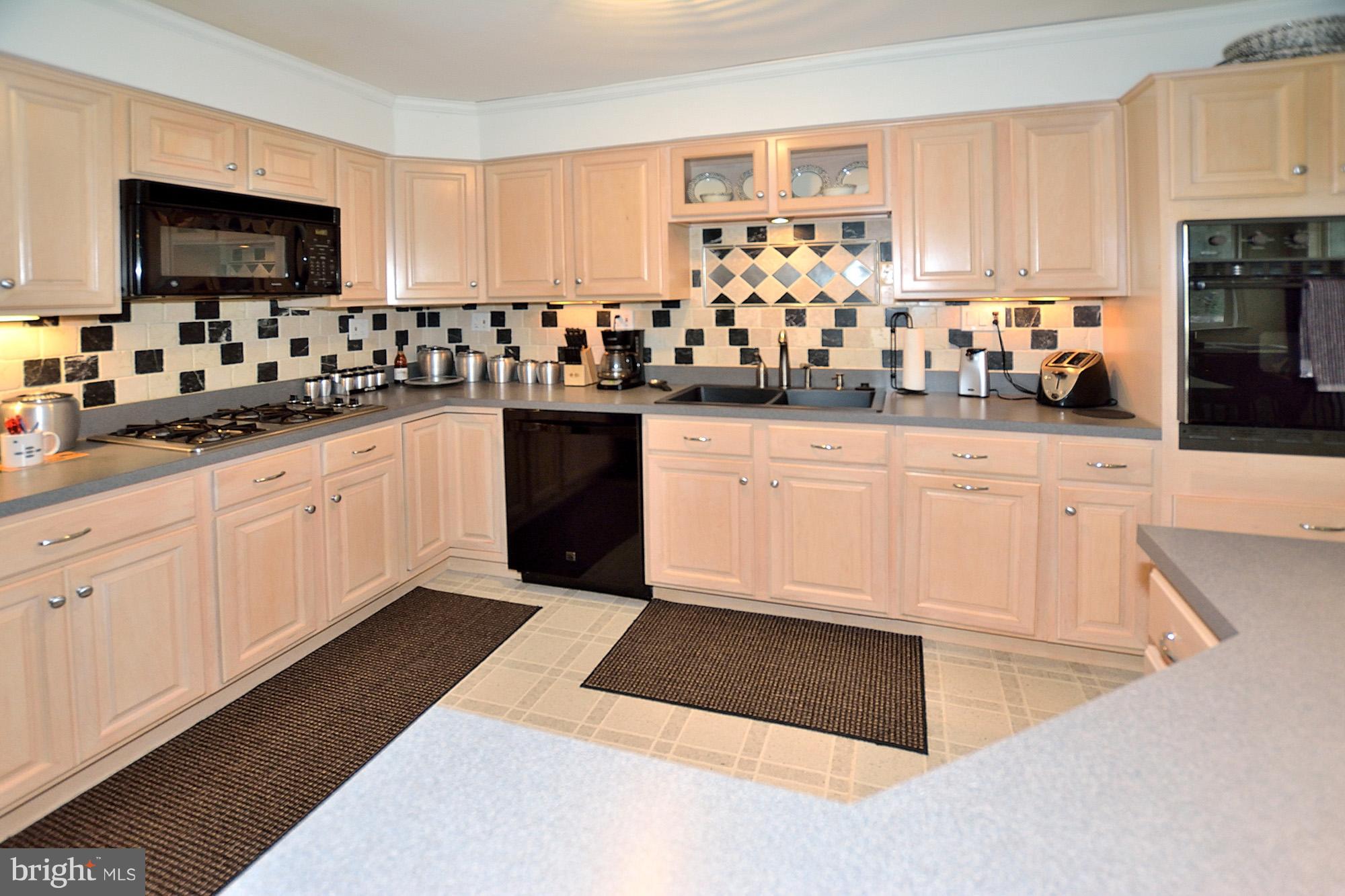 1946 Leonard Road Falls Church, VA 22043 - Photo 8 of 30 Kitchen
