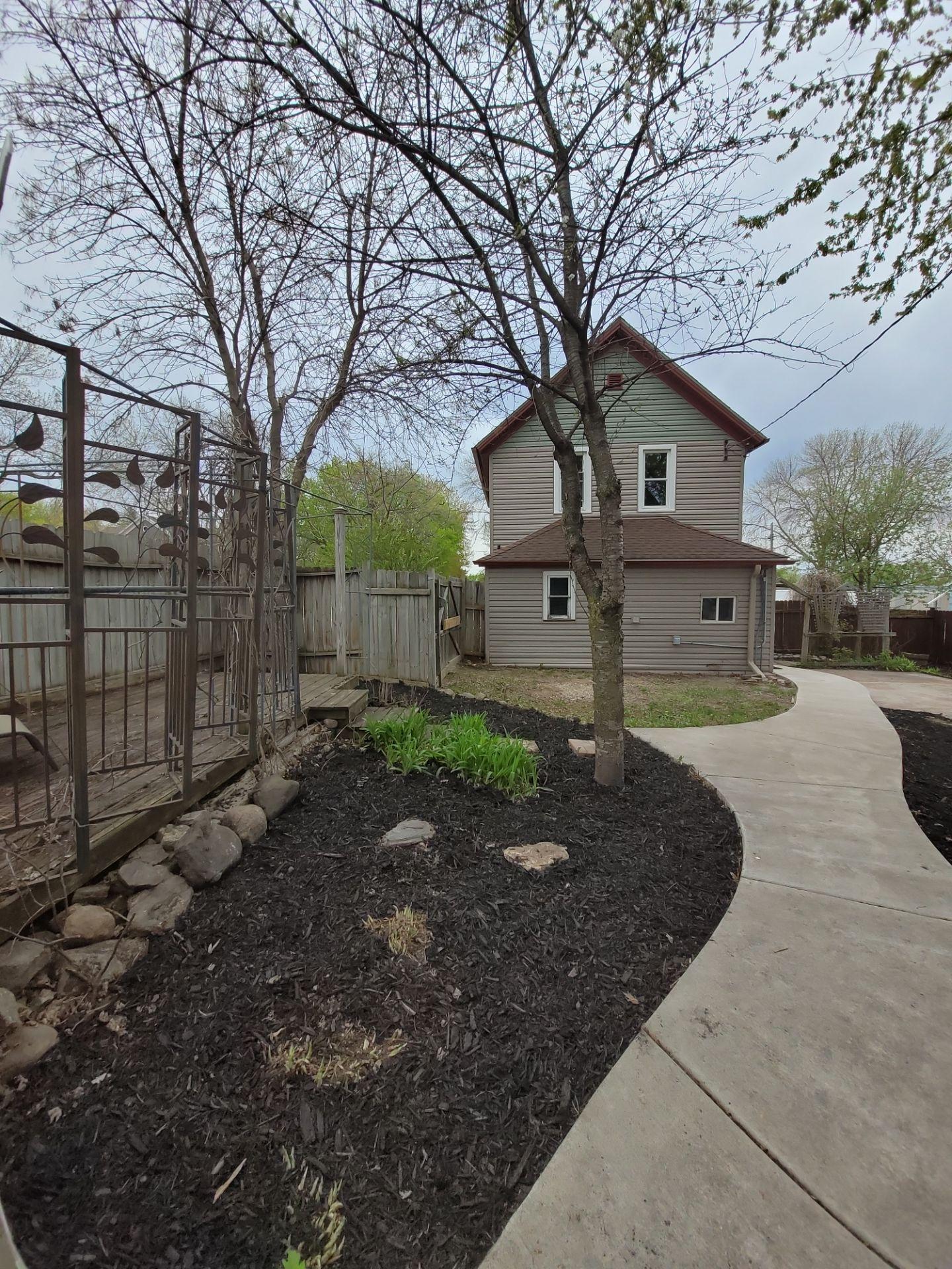 340 1st Street North Winsted, MN 55395 - Photo 2 of 32