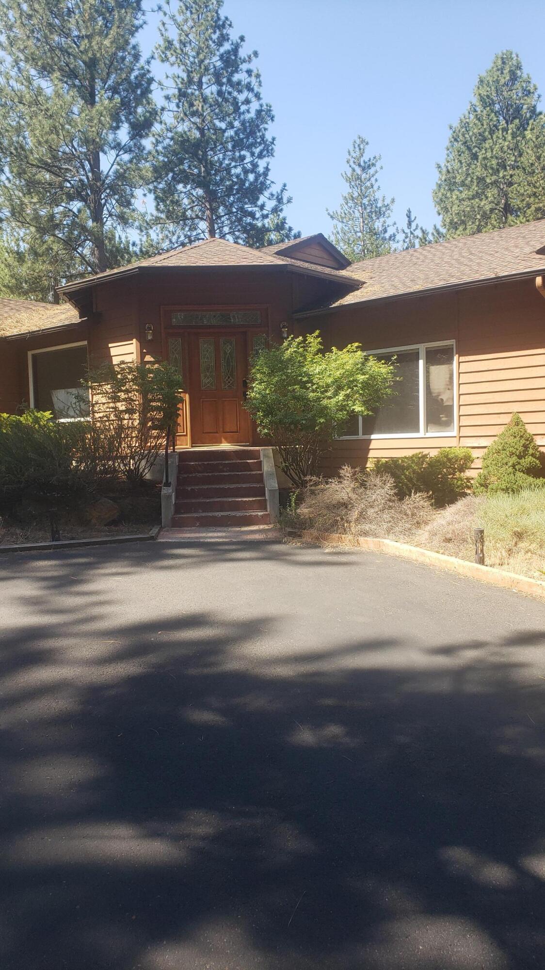 60305 Woodside Road Bend, OR 97702 - Photo 2 of 35 20250723_105508