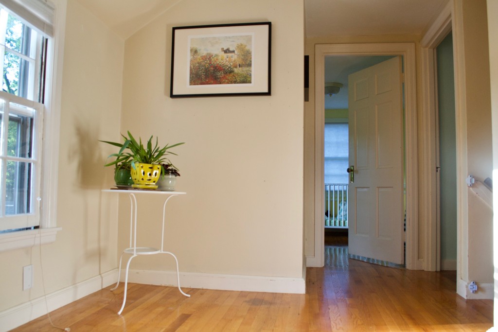 167 Gillette Avenue Springfield, MA 01118 - Photo 12 of 29 Gallery Image 12