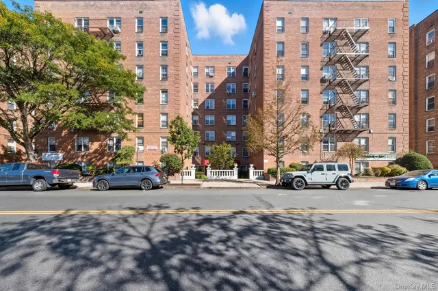 $283,000 | 2525 Nostrand Avenue, Unit 5S | Midwood