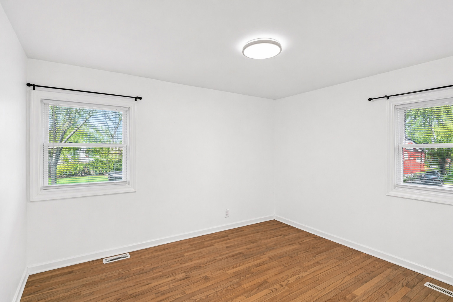 111 South Bartlett Road Streamwood, IL 60107 - Photo 15 of 21