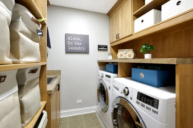 $539,900 | 1053 Hummingbird Way, Bartlett, IL 60103