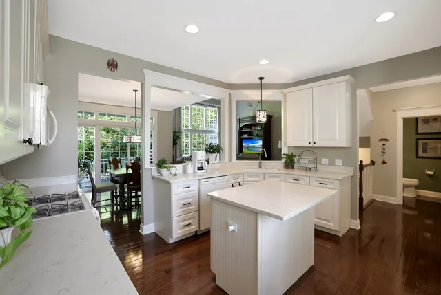 $539,900 | 1053 Hummingbird Way, Bartlett, IL 60103