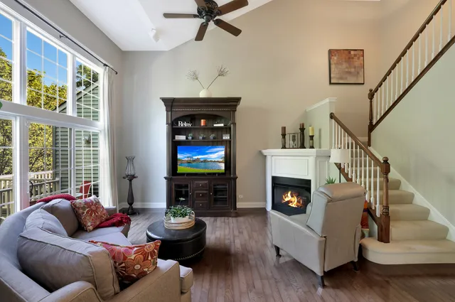 $539,900 | 1053 Hummingbird Way, Bartlett, IL 60103