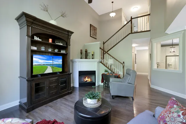 $539,900 | 1053 Hummingbird Way, Bartlett, IL 60103