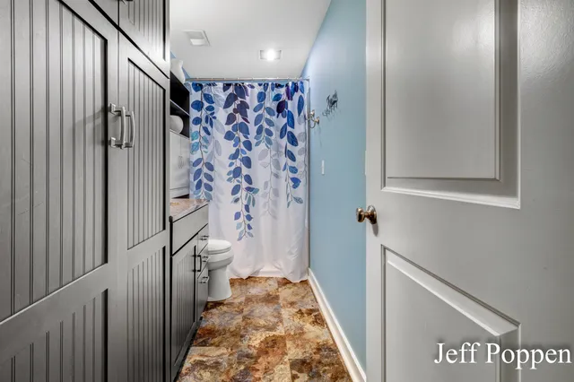 $489,000 | 5382 Pinnacle Drive Southwest, Wyoming, MI 49519