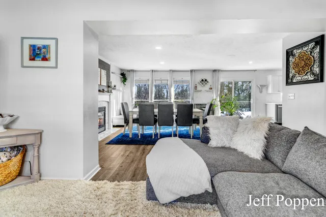 $489,000 | 5382 Pinnacle Drive Southwest, Wyoming, MI 49519