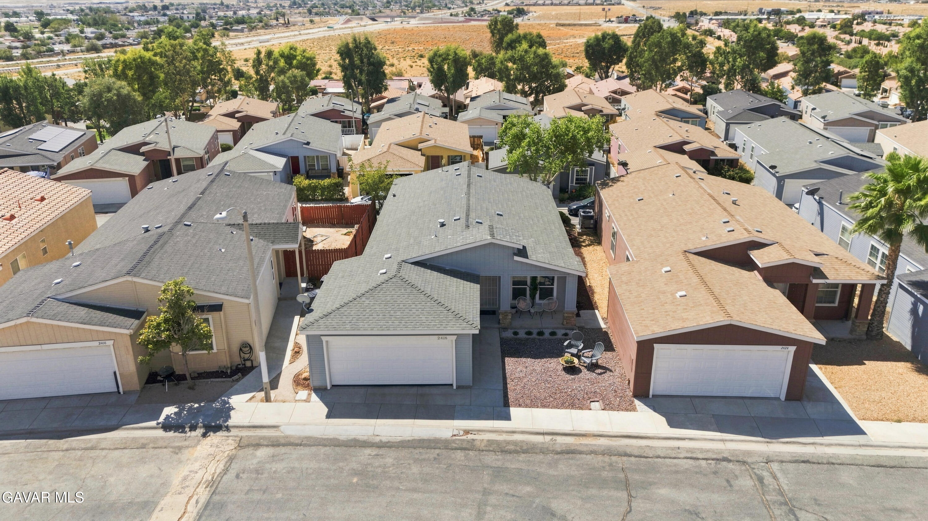 2416 Sunset Ridge Drive Rosamond, CA 93560 - Photo 29 of 34 top biew
