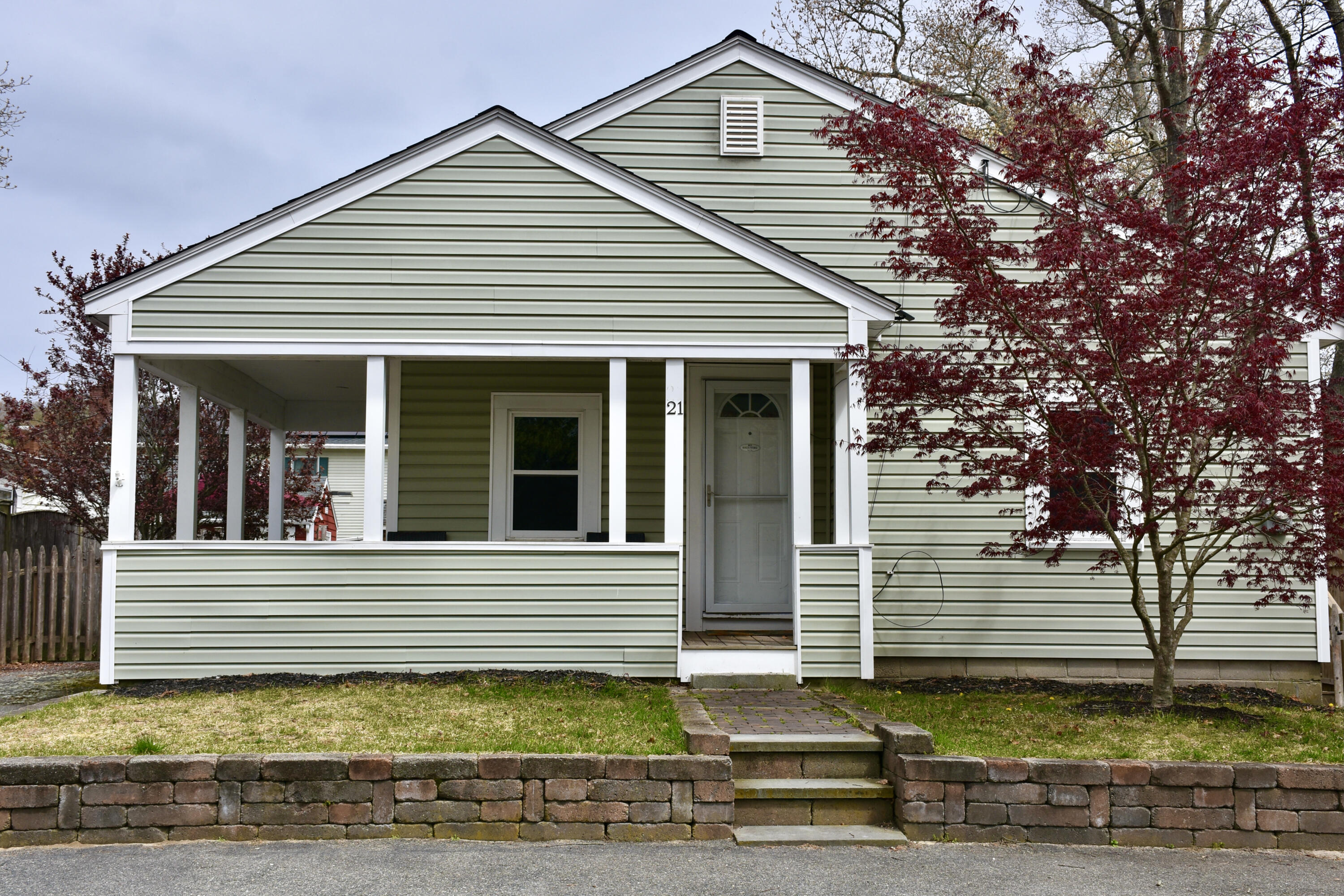 21 Highland Bay Drive Wareham, MA 02571 - Photo 1 of 18 1F47C4B0-8256-4B6E-8A26-0E40D6D608E9_1_2