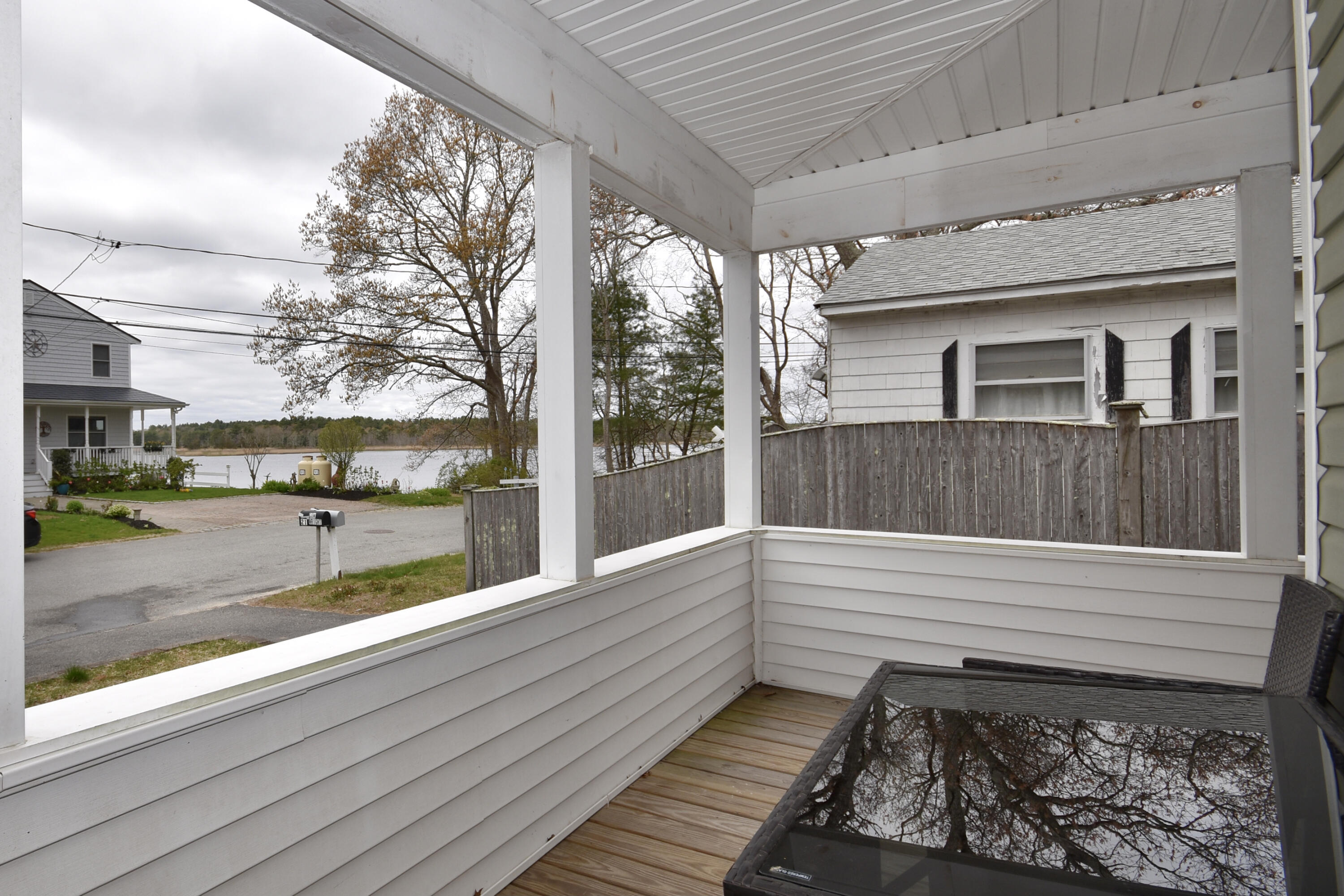 21 Highland Bay Drive Wareham, MA 02571 - Photo 3 of 18 059037DA-0E5F-4D3E-A6C1-29C9C90A4D96_1_2