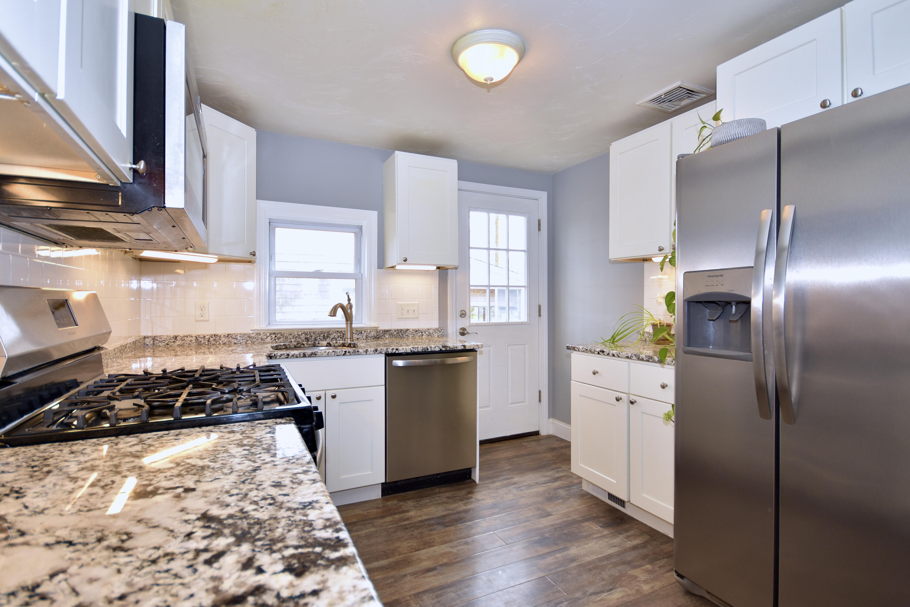 21 Highland Bay Drive Wareham, MA 02571 - Photo 6 of 18 3E30906D-05C8-4F44-9850-88277F217E4B_1_2