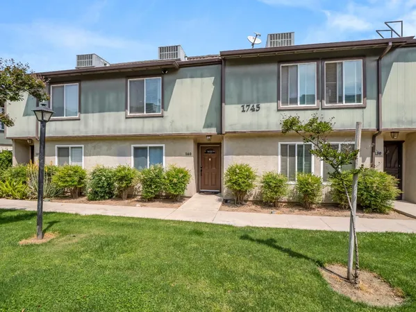 $195,000 | 1745 North Winery Avenue, Unit 140, Fresno, CA 93703