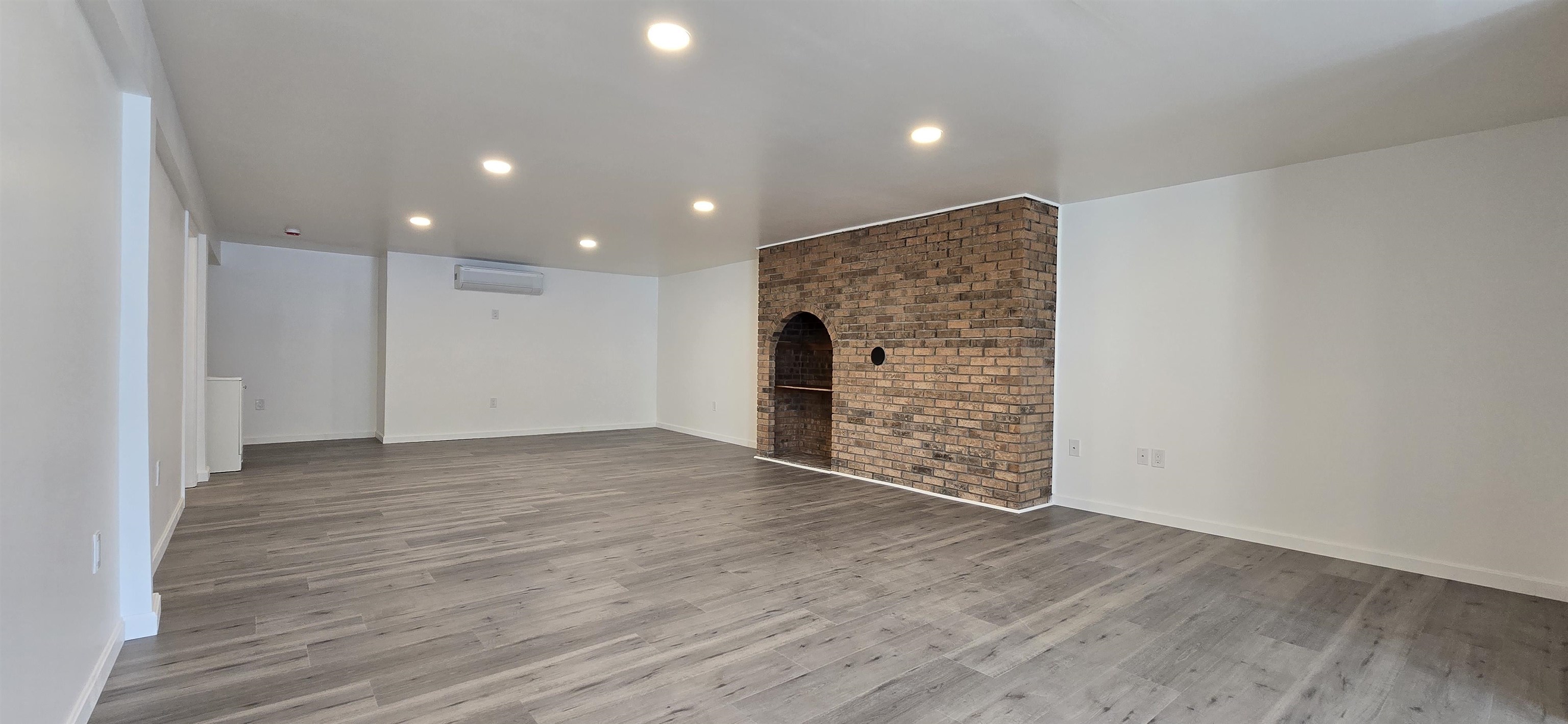 1578 B Dover Road Epsom, NH 03234 - Photo 8 of 13