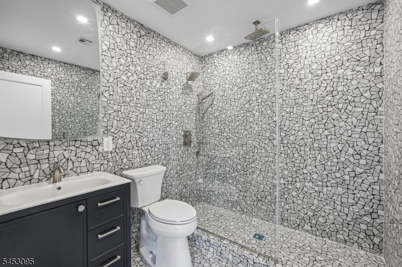 496 White Oak Ridge Road Short Hills, NJ 07078 - Photo 23 of 27 Gallery Image 23