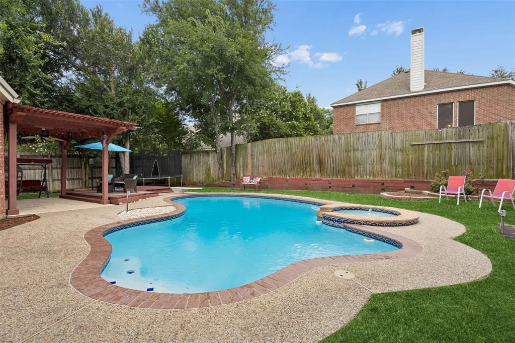 1301 Rustic Timbers Lane Flower Mound, TX 75028 - Photo 2 of 32