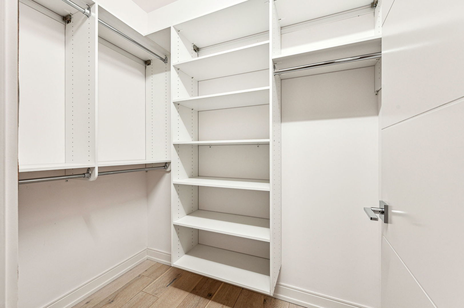 223 West Lake Street, Unit PH5S Chicago, IL 60606 - Photo 22 of 32 a view of walk in closet with empty racks