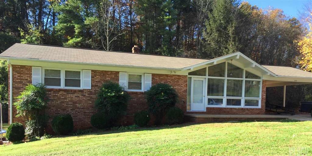 205 Valley Road Hickory, NC 28601 - Photo 1 of 14 Gallery Image 1