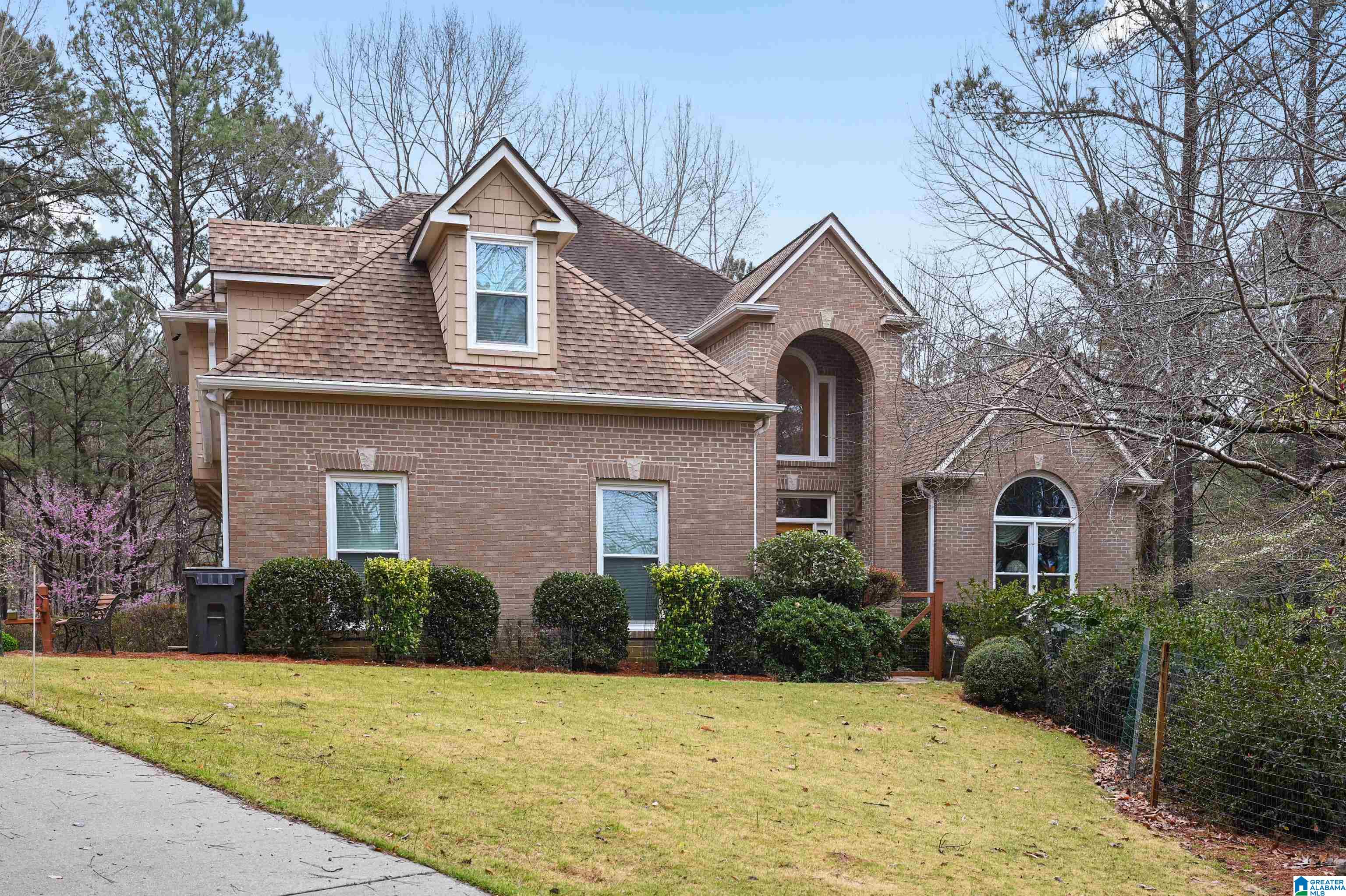 140 Weatherly Way Pelham, AL 35124 - Photo 2 of 50