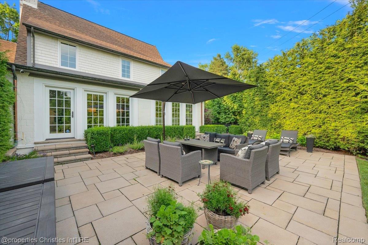 528 Covington Road Bloomfield Hills, MI 48301 - Photo 64 of 75 Patio terrace