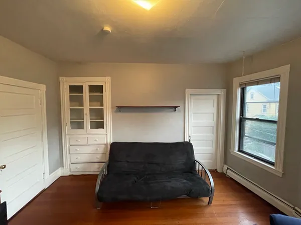 $3,350 | 165 Chestnut Avenue, Unit 3, Boston, MA 02130