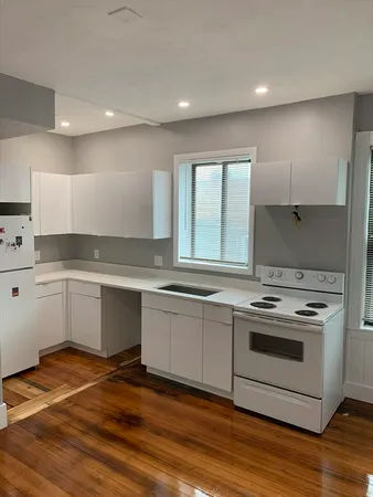 $3,350 | 165 Chestnut Avenue, Unit 3, Boston, MA 02130