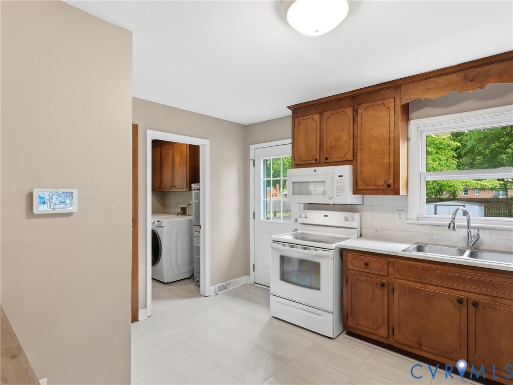 9098 Mossy Brook Road Mechanicsville, VA 23116 - Photo 8 of 24