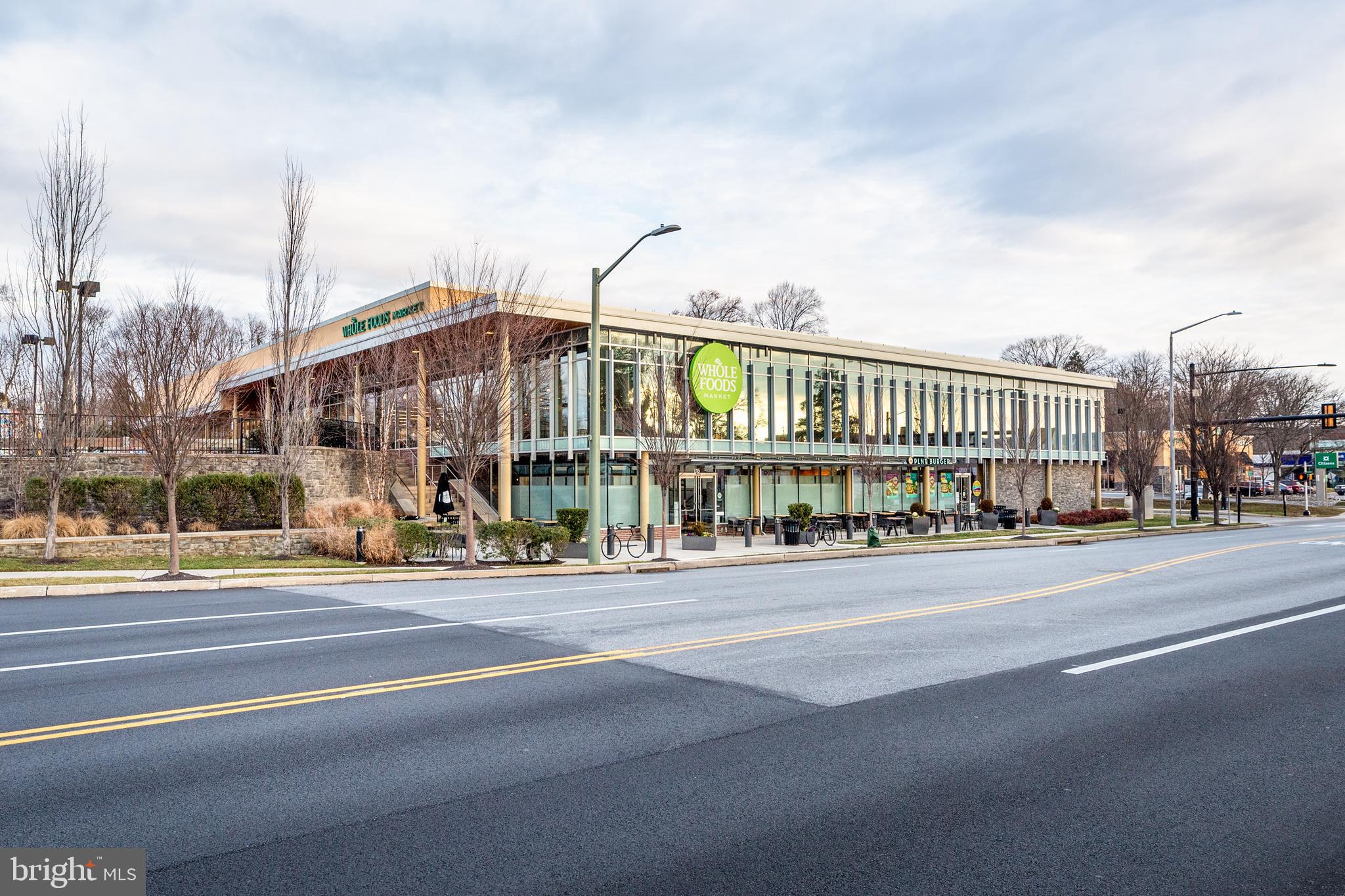 383 Lakeside Road, Unit G2 Ardmore, PA 19003 - Photo 13 of 16 a view of a city street both side of a street