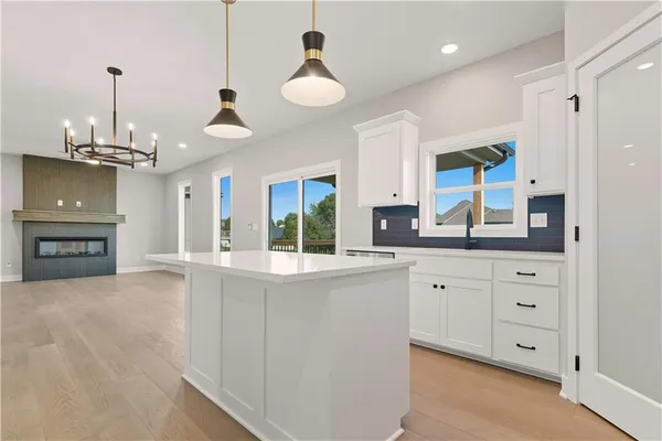 $459,900 | 2332 Northeast Andromada Court, Blue Springs, MO 64029