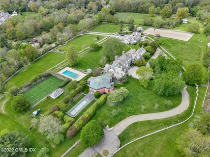a view of a golf course with a garden