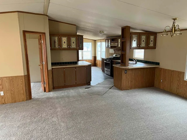 $60,000 | 300 Water Street, Severy, KS 67137