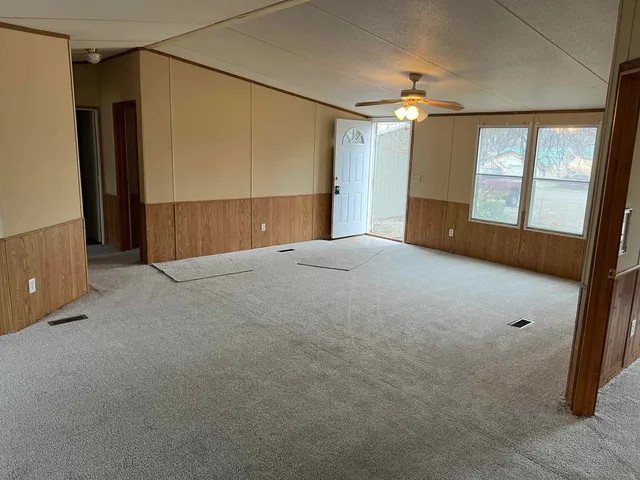 $60,000 | 300 Water Street, Severy, KS 67137