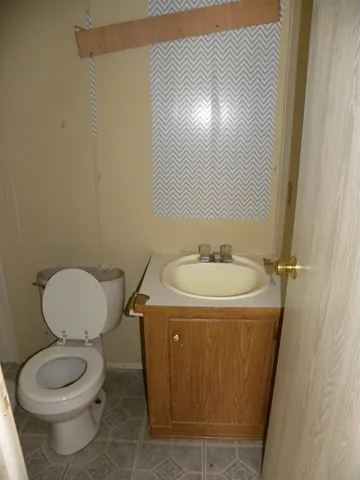 $60,000 | 300 Water Street, Severy, KS 67137