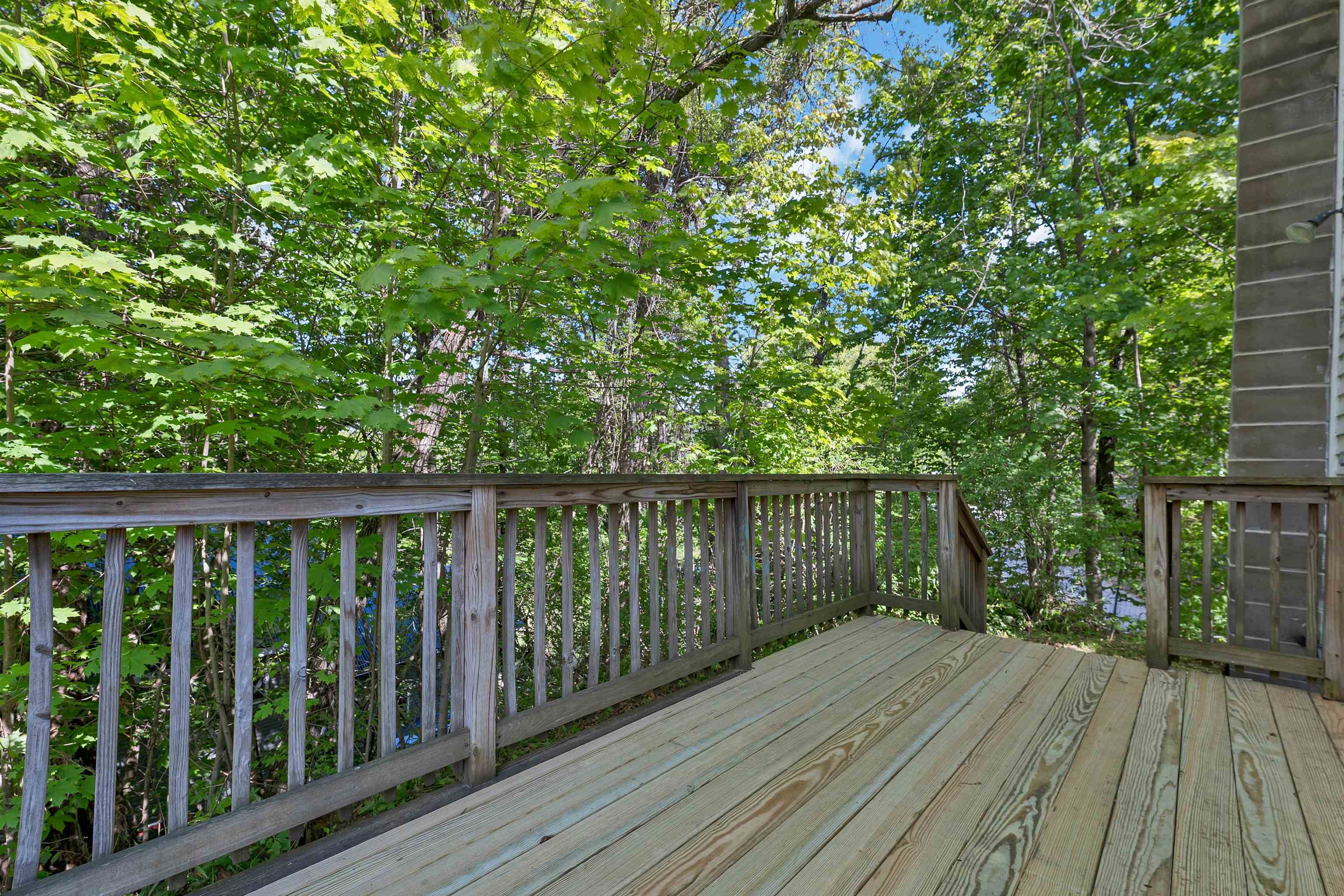 39 Summit Street Franklin, NH 03235 - Photo 10 of 49