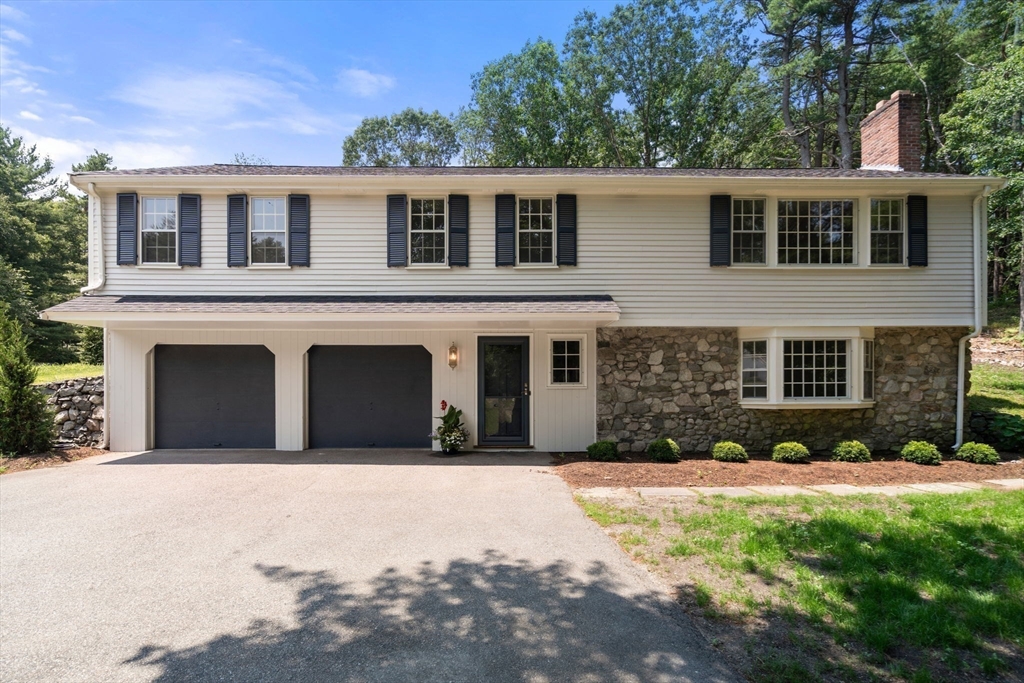 13 Valley Road Dover, MA 02030 - Photo 1 of 33