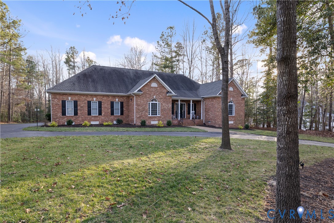 8901 First Branch Lane Chesterfield, VA 23838 - Photo 36 of 38 Don't miss your chance to see this beauty!