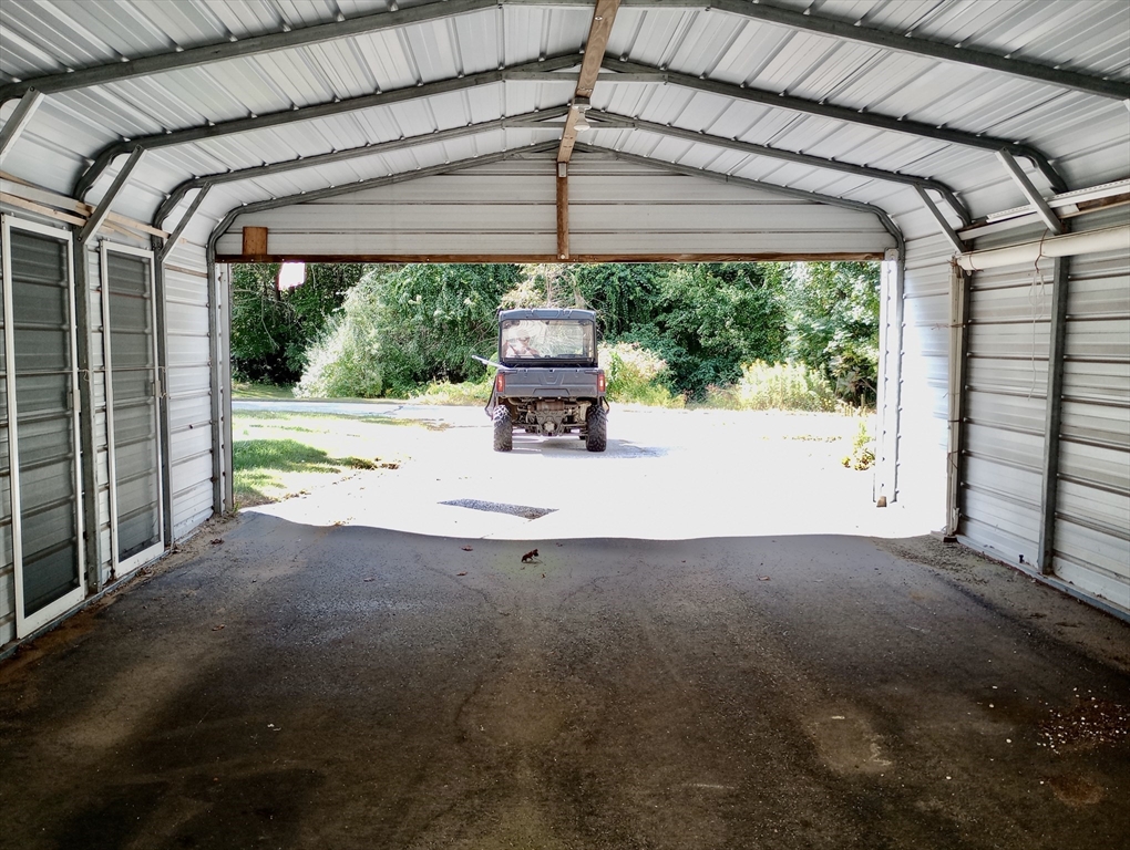 31 Edward Lane Barre, MA 01005 - Photo 11 of 27