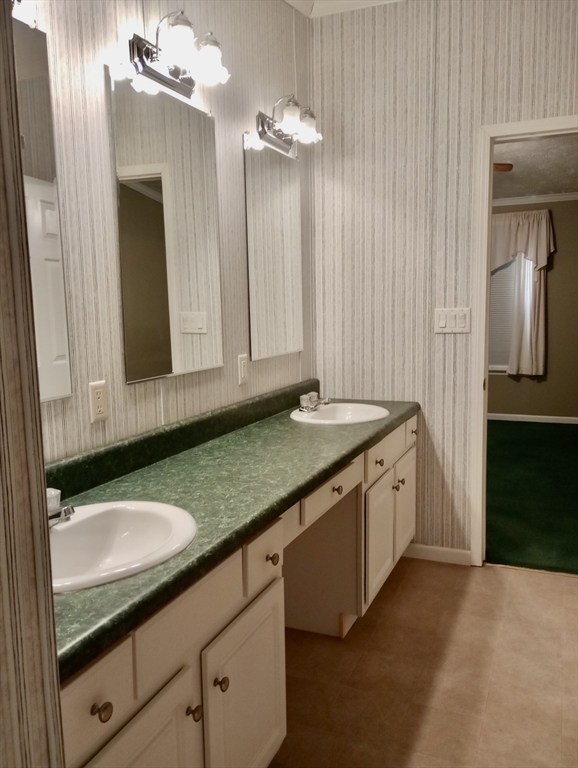 31 Edward Lane Barre, MA 01005 - Photo 23 of 27