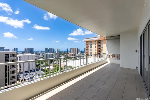 $849,000 | 999 Wilder Avenue, Unit 702, Honolulu, HI 96822