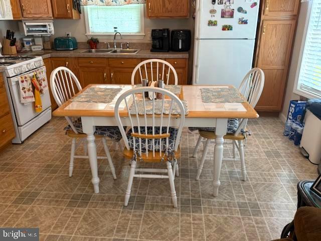 360 Timberline Circle Berlin, MD 21811 - Photo 25 of 37 Dining area!