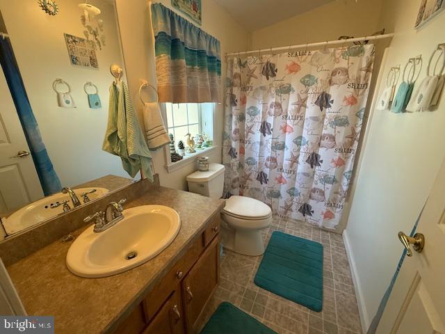 360 Timberline Circle Berlin, MD 21811 - Photo 29 of 37 Full bath with Tub and shower.