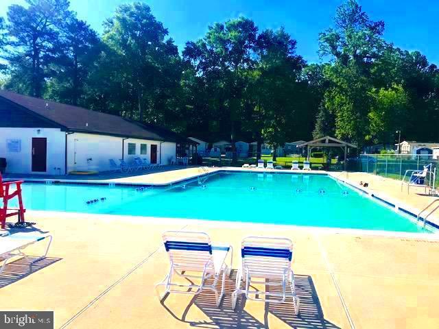 360 Timberline Circle Berlin, MD 21811 - Photo 6 of 37 Community pool!