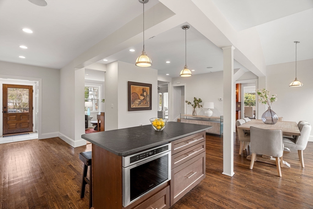 33 Berkeley Street Newton, MA 02465 - Photo 13 of 41