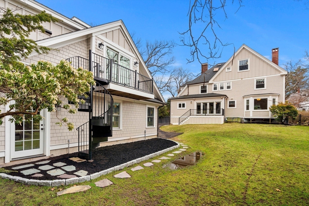 33 Berkeley Street Newton, MA 02465 - Photo 2 of 41