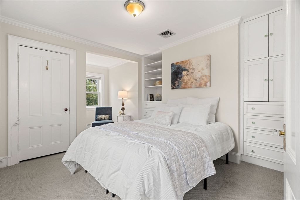 33 Berkeley Street Newton, MA 02465 - Photo 25 of 41